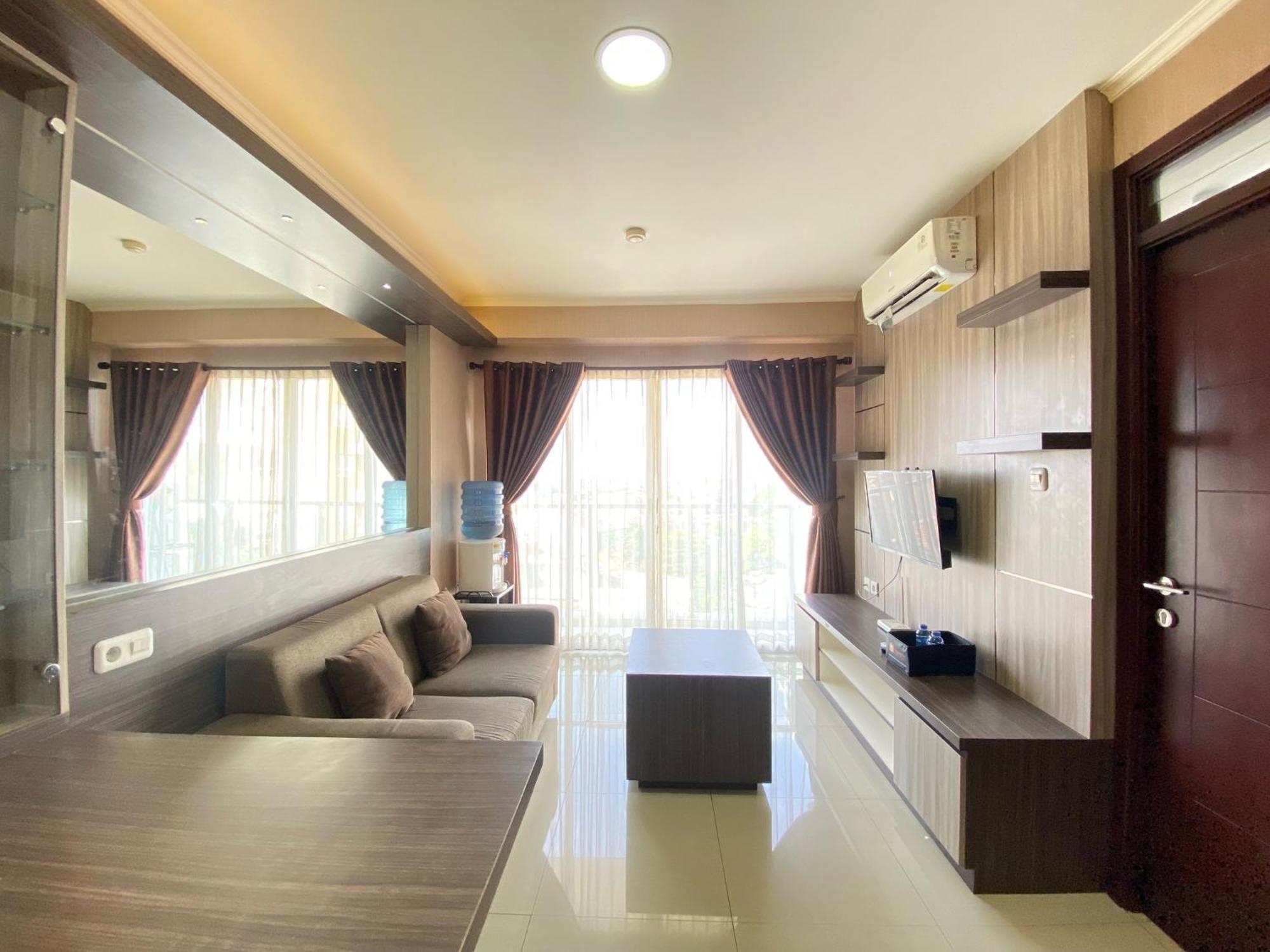 Spacious And Modern 2br At Gateway Pasteur By Travelio Bandung